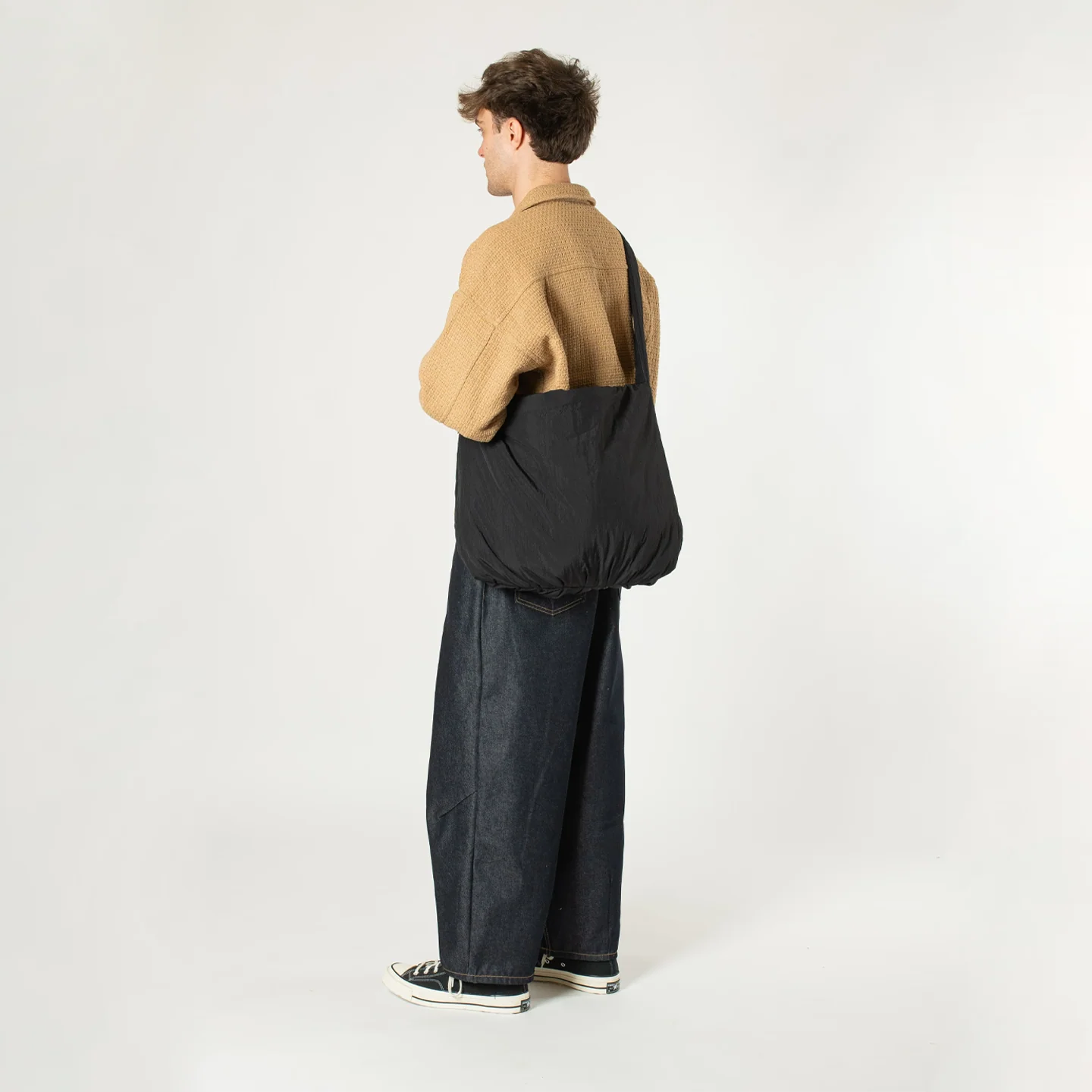 Crossbody Padded Bag - Black - Image 3